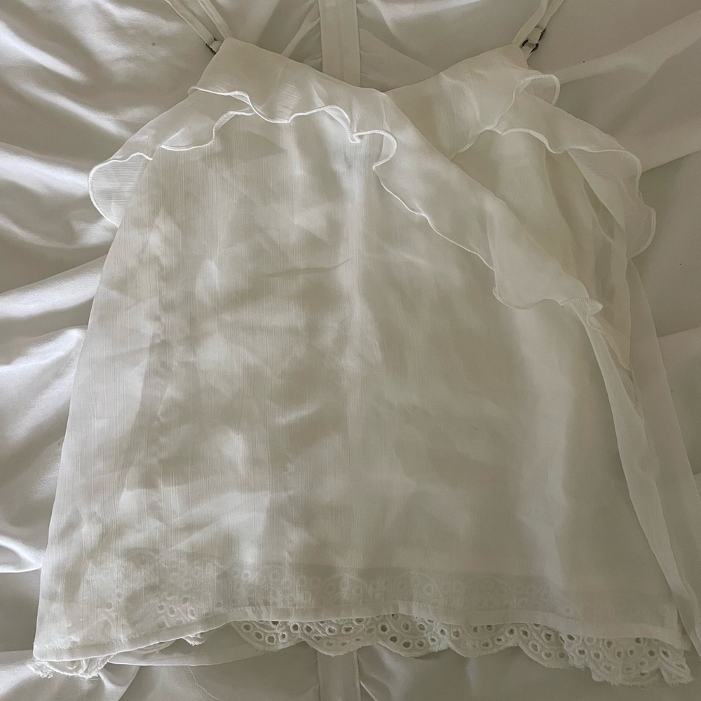 like new white tank top blouse